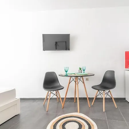 Modern Studio Near Downtown Iraklio Exterior foto